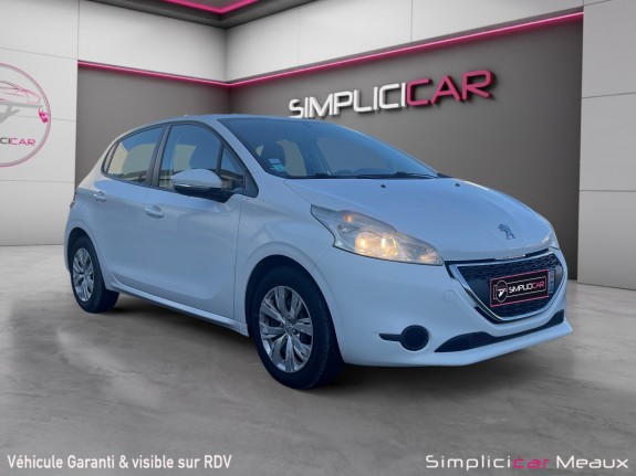 Peugeot 208 1.2 vti 82ch bvm5 active kit distrib faite historique d'entretien complet occasion simplicicar meaux simplicicar...