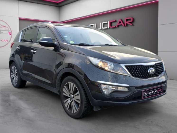 Kia sportage 1.7 crdi 115 isg 4x2 active / toit pano / attelage/ garantie 12mois occasion simplicicar colomiers  simplicicar...