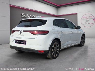 Renault megane iv berline tce 140 ch edc techno révisé 1ére main garantie 12 mois occasion simplicicar vichy simplicicar...