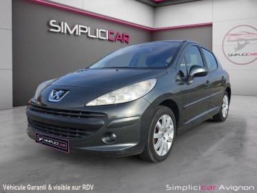 Peugeot 207 1.6i 110ch. attelage amovible  garantie 12 mois clim. bi-zones auto / occasion avignon (84) simplicicar...