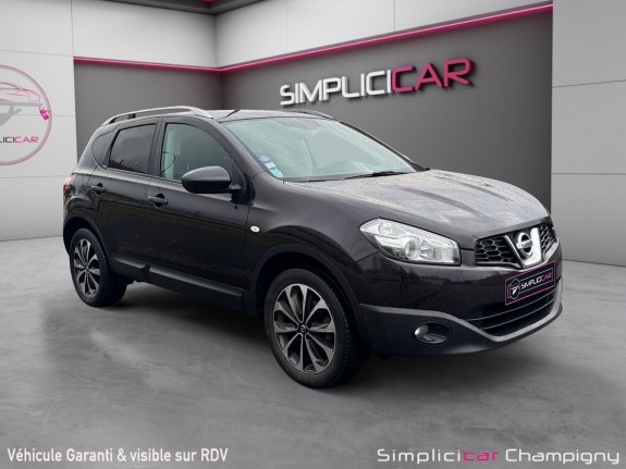 Nissan qashqai 1.6 117 connect edition cvt - caméra de recul - climatisation bi-zone - régulateur de vitesse - toit......