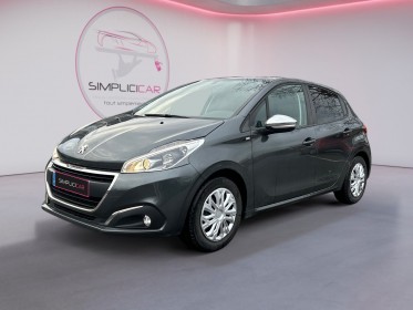 Peugeot 208 style 90 ch bvm5 ecran gps occasion simplicicar orgeval  simplicicar simplicibike france