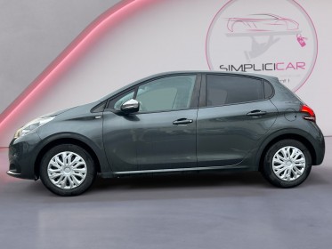 Peugeot 208 style 90 ch bvm5 ecran gps occasion simplicicar orgeval  simplicicar simplicibike france