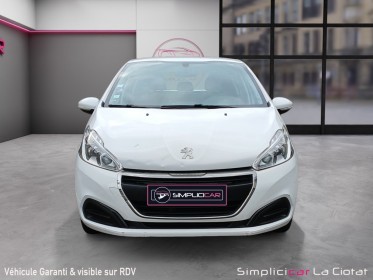 Peugeot 208 1.2 puretech 82ch ss etg5 active distribution ok 2024 occasion simplicicar la ciotat simplicicar simplicibike...