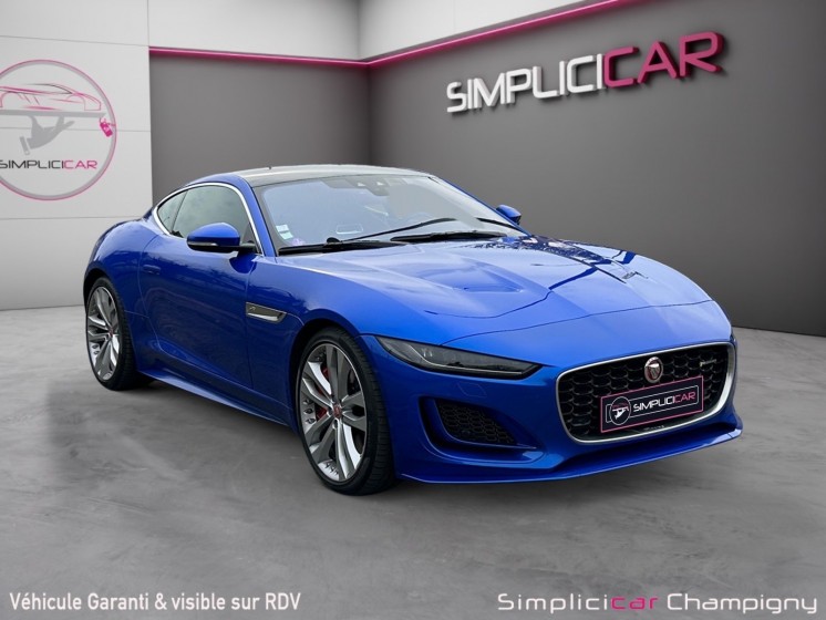 Jaguar f-type p450  awd r-dynamik - carplay - echappement sport - toit panoramique - angles mort - meridian occasion...