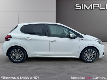 Peugeot 208 100ch ss bvm5 signature occasion simplicicar frejus  simplicicar simplicibike france