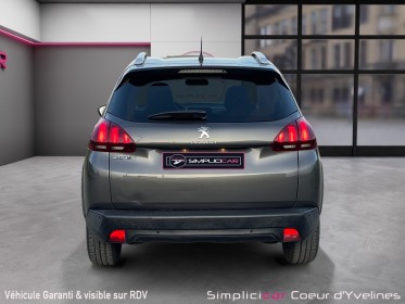 Peugeot 2008 puretech 130ch ss bvm6 signature distribution faite occasion simplicicar coeur d'yvelines - auto expo 78...