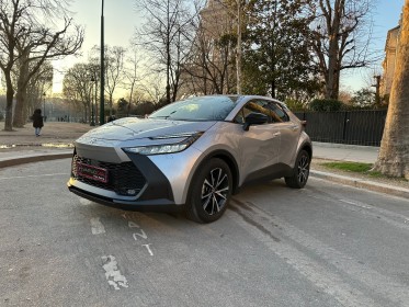 Toyota c-hr hybride my23 1.8l dynamic occasion paris 15ème (75) simplicicar simplicibike france