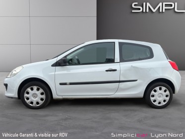 Renault clio iii societe clio  1.5 dci 85 air occasion simplicicar lyon nord  simplicicar simplicibike france