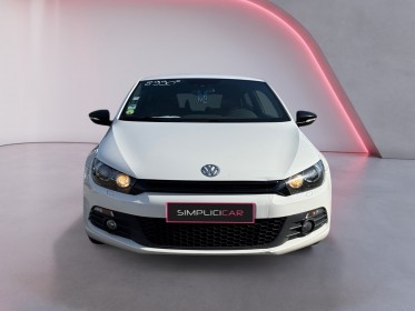 Volkswagen scirocco sportline 2.0 tdi 140 ch sieges chauffants occasion simplicicar orgeval  simplicicar simplicibike france