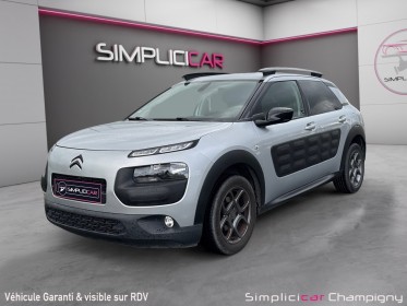 Citroen c4 cactus bluehdi 100 feel - bluetooth - régulateur - gps occasion champigny-sur-marne (94) simplicicar simplicibike...