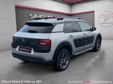 Citroen c4 cactus bluehdi 100 feel - bluetooth - régulateur - gps occasion champigny-sur-marne (94) simplicicar simplicibike...