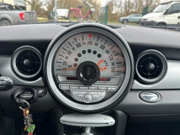 Mini 2 r56 lci one  1.6 i 16v steptronic 98 cv boite auto occasion simplicicar brie-comte-robert simplicicar simplicibike...