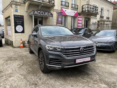 Volkswagen touareg 3.0 tsi ehybrid 381ch tiptronic 8 4motion atmosphere occasion simplicicar livry gargan simplicicar...