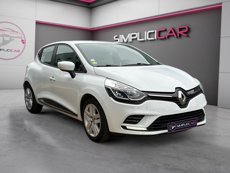 Renault clio iv dci 75 energy zen - tva récupérable - transformable en 5 places - garantie 1 an occasion  simplicicar nord...