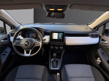 Renault clio v e-tech full hybrid 145 techno tva récupérable carplay caméra de recul garantie 12 mois occasion simplicicar...