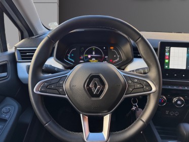 Renault clio v e-tech full hybrid 145 techno tva récupérable carplay caméra de recul garantie 12 mois occasion simplicicar...