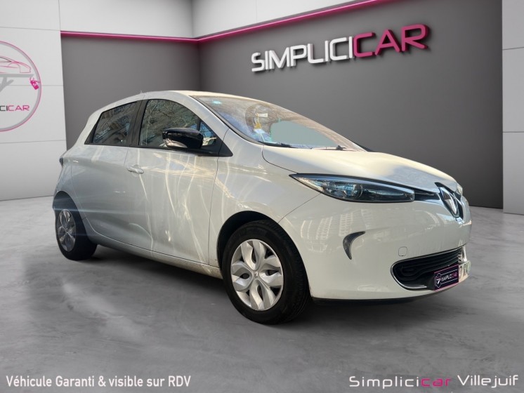 Renault zoe intens, batteries en locations, garantie 12 mois. occasion simplicicar villejuif  simplicicar simplicibike france