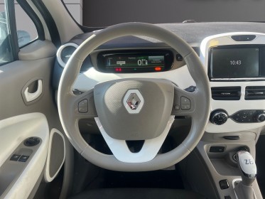 Renault zoe intens, batteries en locations, garantie 12 mois. occasion simplicicar villejuif  simplicicar simplicibike france