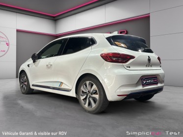 Renault clio v e-tech 140 - première edition -  full option / carplay / caméra 360 - garantie 12 mois occasion simplicicar...