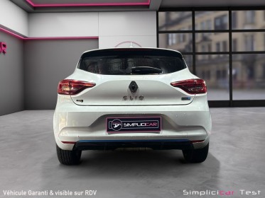 Renault clio v e-tech 140 - première edition -  full option / carplay / caméra 360 - garantie 12 mois occasion simplicicar...