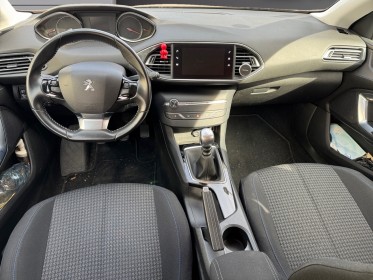 Peugeot 308 puretech 130ch ss bvm6 style full entretien distribution neuve occasion simplicicar la ciotat simplicicar...