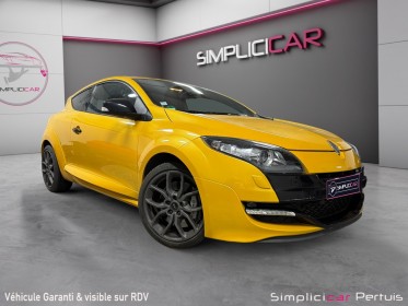 Renault megane iii coupe 2.0 16v 265 rs // distribution ok / camera recul / jaune sirius / garantie 12 mois occasion...