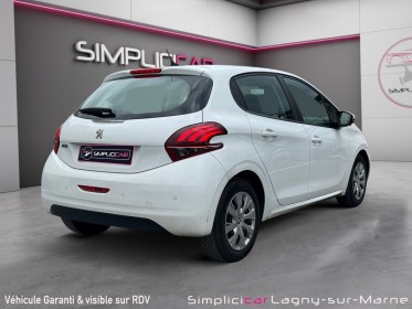 Peugeot 208 1.6 bluehdi 100ch bvm5 style occasion simplicicar lagny  simplicicar simplicibike france