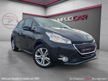 Peugeot 208 1.6 hdi 92ch allure gps - bluetooth - suivi d'entretien complet et à jour - garantie 12 mois occasion avignon...