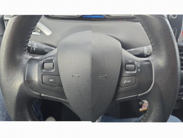 Peugeot 208 1.6 hdi 92ch allure gps - bluetooth - suivi d'entretien complet et à jour - garantie 12 mois occasion avignon...