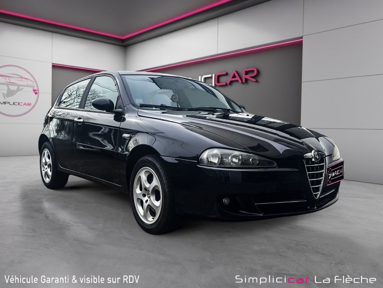 Alfa romeo 147 1.9 jtd m-jet 120 distinctive occasion simplicicar la fleche simplicicar simplicibike france