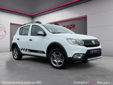 Dacia sandero eco-g 100 stepway attelage garantie 12 mois occasion simplicicar royan simplicicar simplicibike france