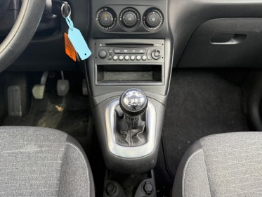 Citroen c3 picasso puretech 110 feel edition toît panoramique bluetooh régulateur/limitateur garantie 12 mois occasion...