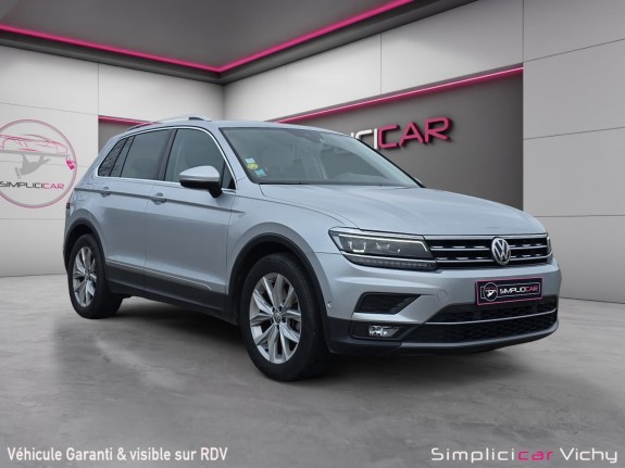 Volkswagen tiguan 2.0 tdi 150 dsg7 2x4 black r-line toit ouvrant car play sièges chauffants virtual cockpit garantie 12 mois...