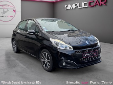 Peugeot 208 affaire 1.2 puretech 82 bvm5 premium / carplay/ toit panoramique/garantie 12 mois / camÉra de recul occasion...