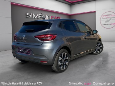 Renault clio v nouvelle evolution 0.9 tce 90ch - faible km - no tva occasion simplicicar compiegne simplicicar simplicibike...