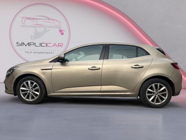 Renault megane iv berline tce 130 energy intens/radar de recul occasion simplicicar orgeval  simplicicar simplicibike france