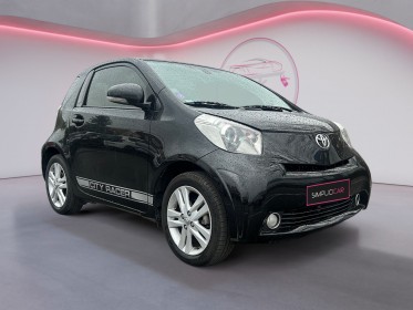 Toyota iq iconic 100 vvt-i pack multidrive occasion simplicicar orgeval  simplicicar simplicibike france